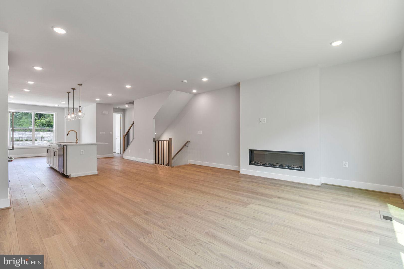 1609 Fellowship Square Reston, VA 20190 - Photo 19 of 28