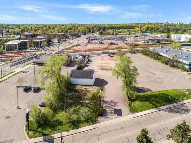 $3,500,000 | 1102 2nd Street Northeast, Hopkins, MN 55343