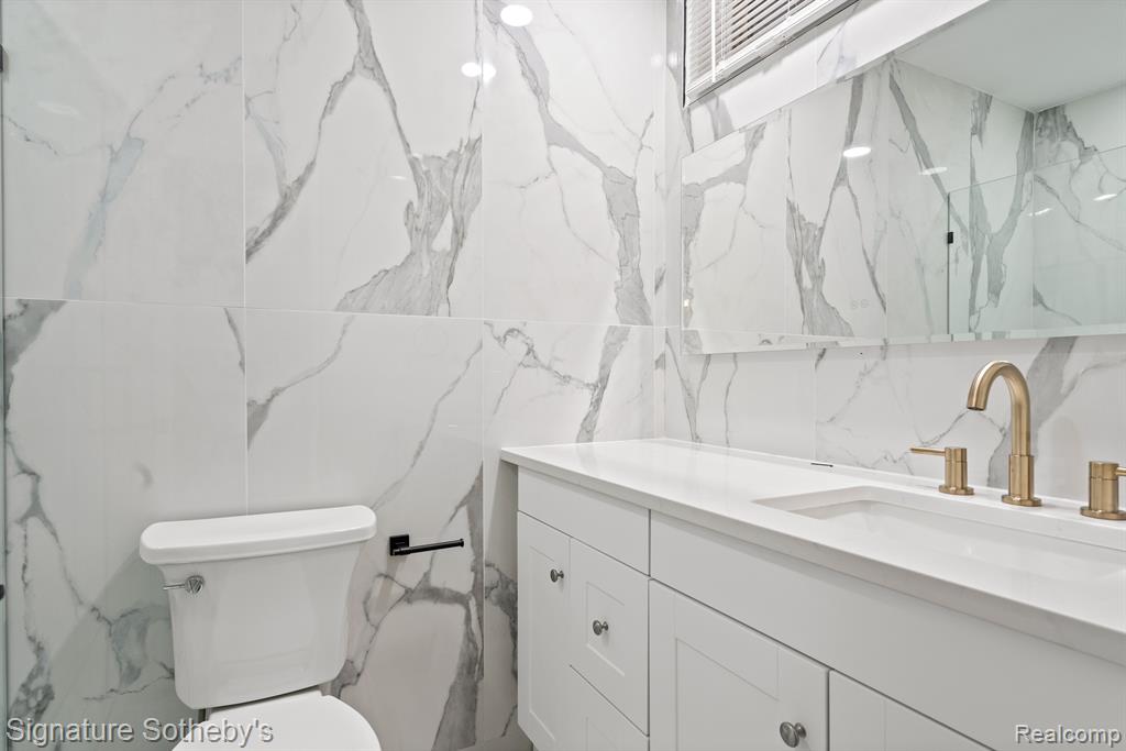 201 Southfield Road, Unit B Birmingham, MI 48009 - Photo 9 of 13