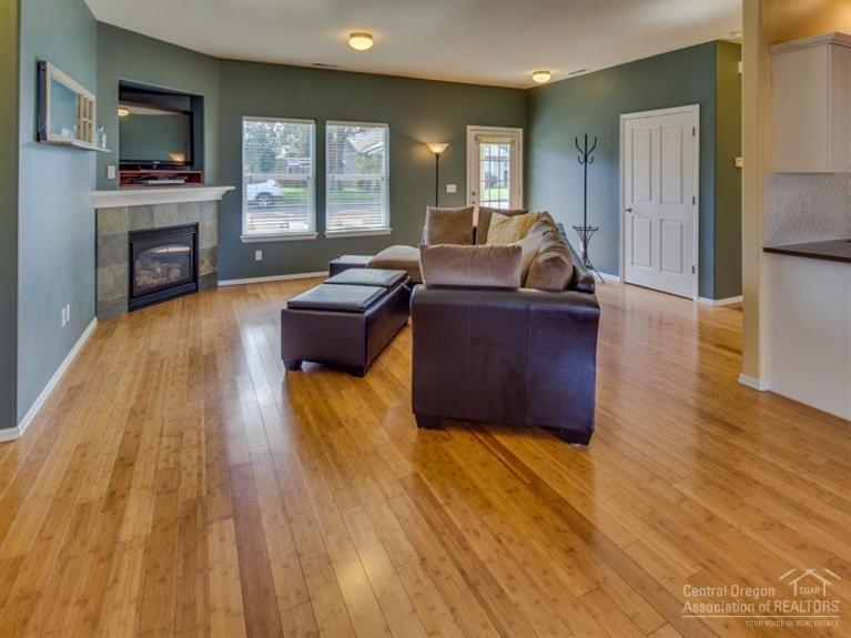 61193 Larkspur Loop Bend, OR 97702 - Photo 10 of 22 Additional Photo