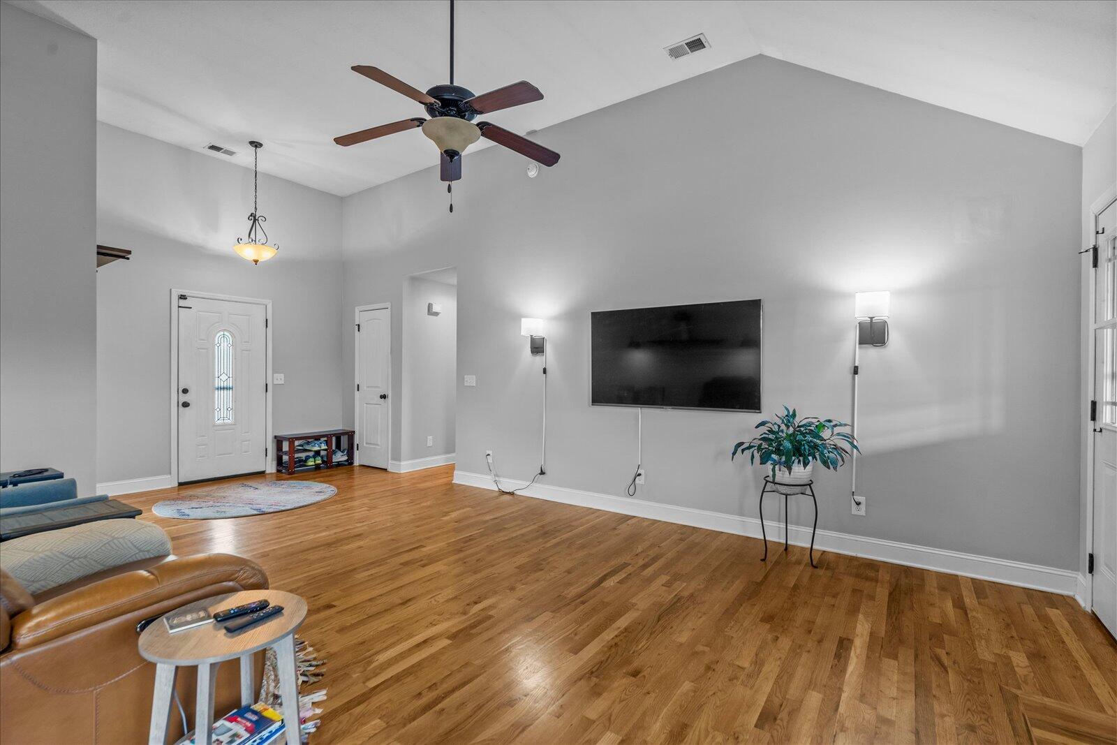 7093 Blue Springs Road Cleveland, TN 37311 - Photo 5 of 27 07-7039 Blue Springs-7