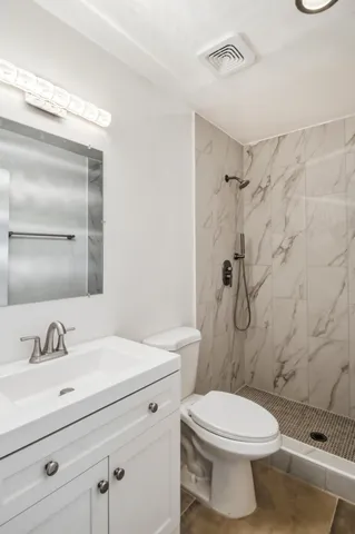 $2,000 | 77912 Michigan Drive, Unit A2, Palm Desert, CA 92211