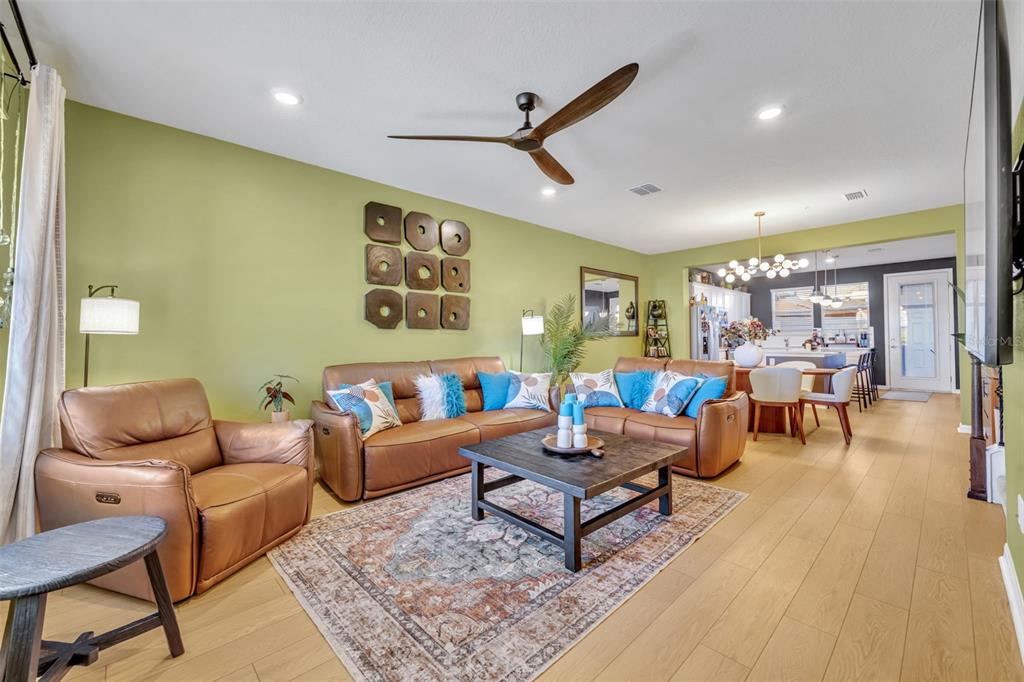 11139 Rising Sun Street Orlando, FL 32829 - Photo 4 of 22