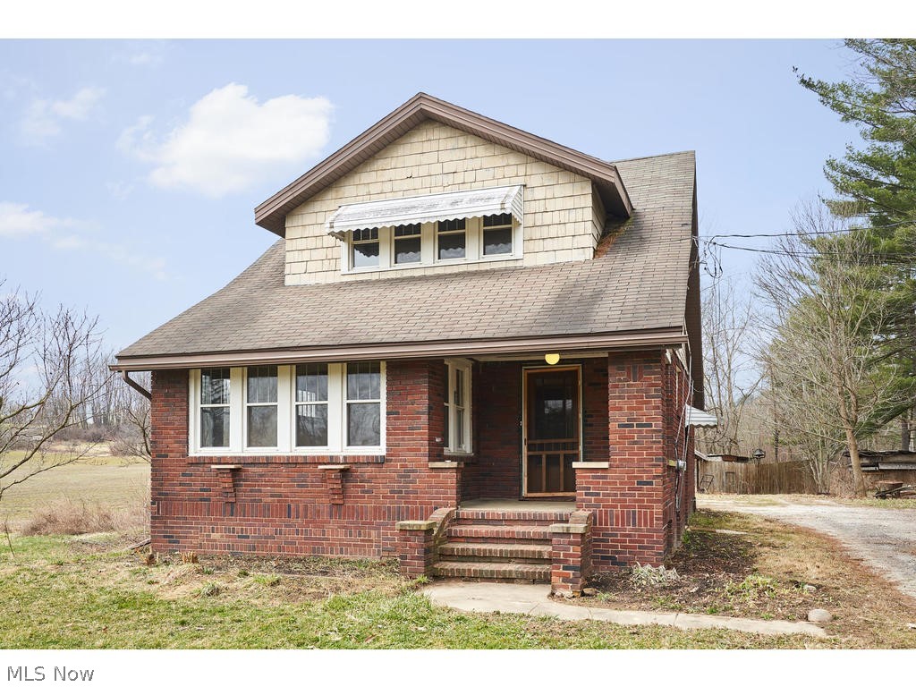 1756 Jacoby Road Akron, OH 44321 - Photo 1 of 17