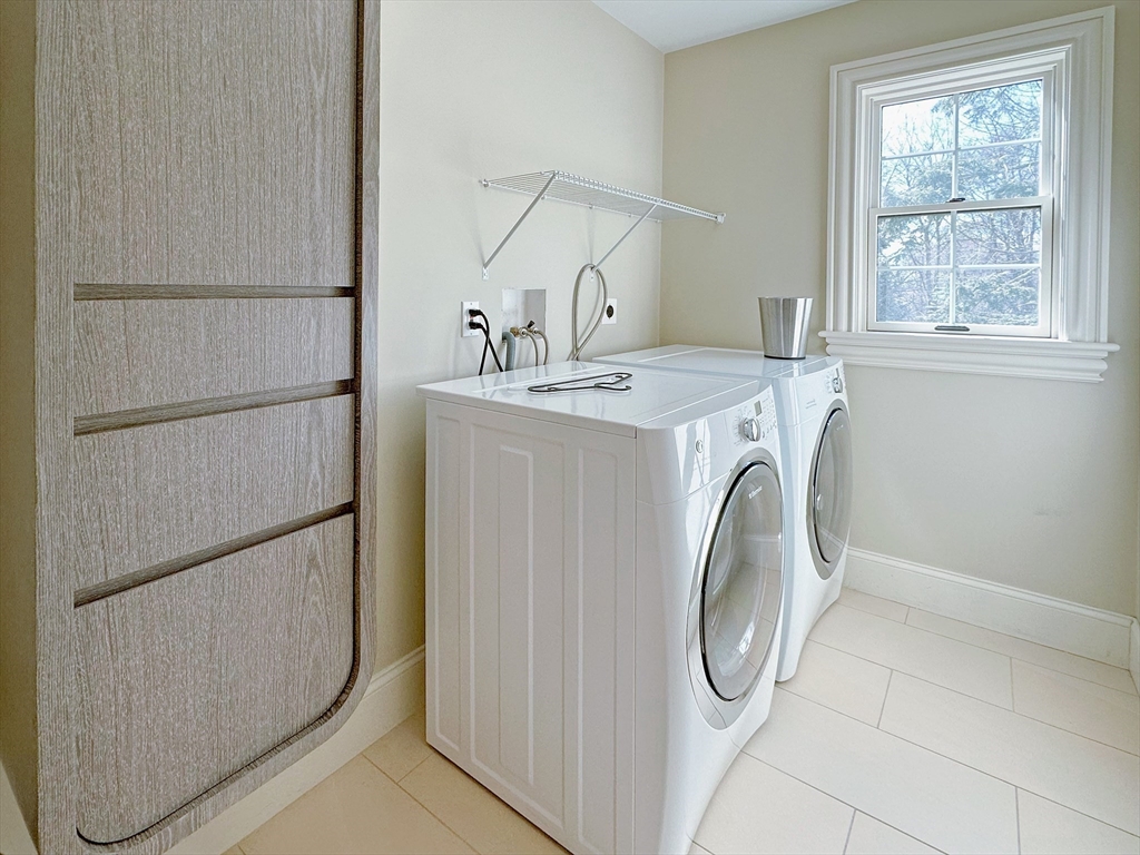 9 Vine Street Newton, MA 02467 - Photo 28 of 42