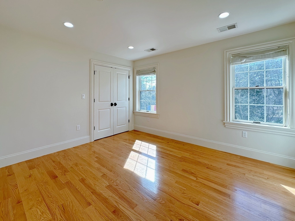 9 Vine Street Newton, MA 02467 - Photo 33 of 42