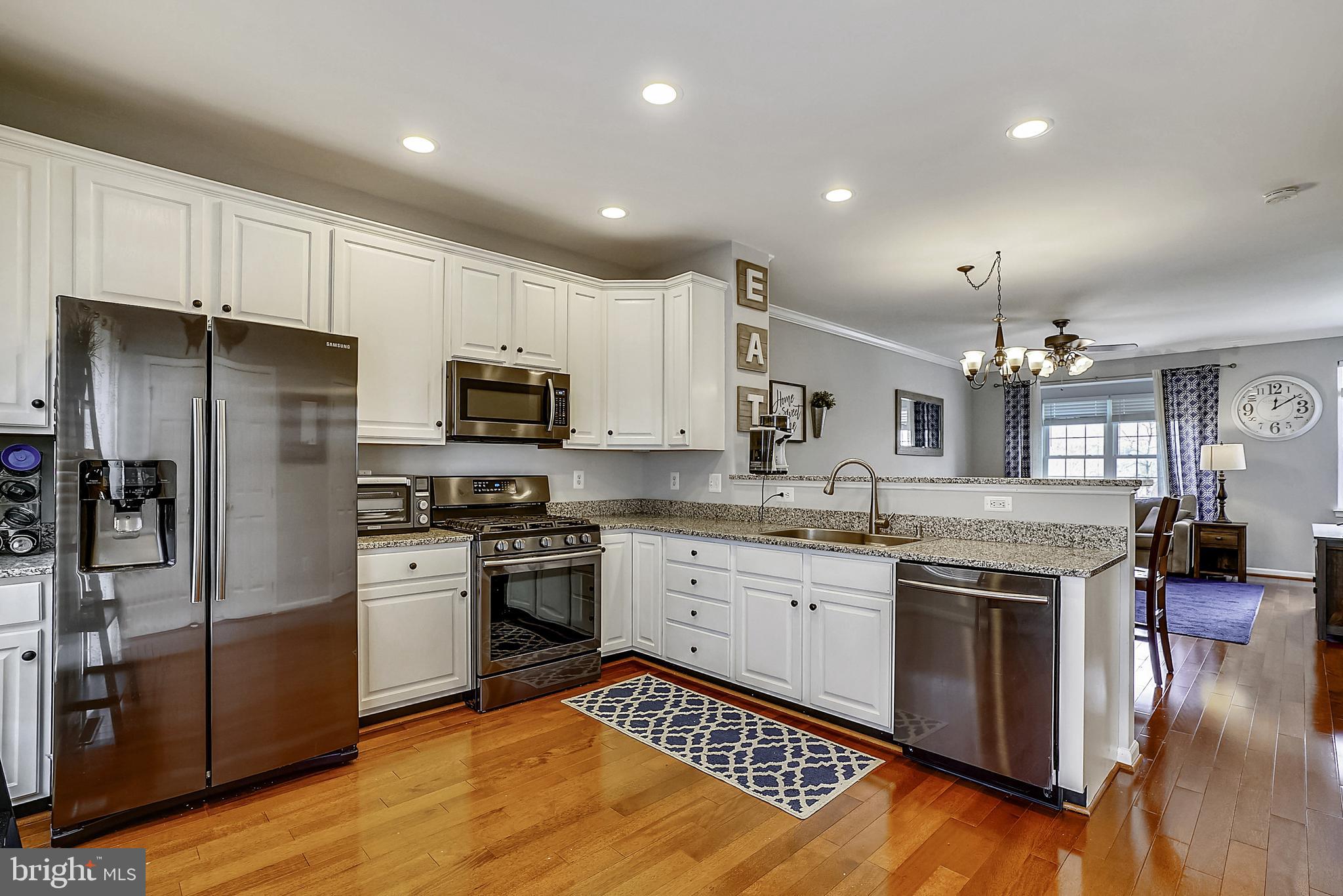 25309 Crossfield Drive Chantilly, VA 20152 - Photo 12 of 41