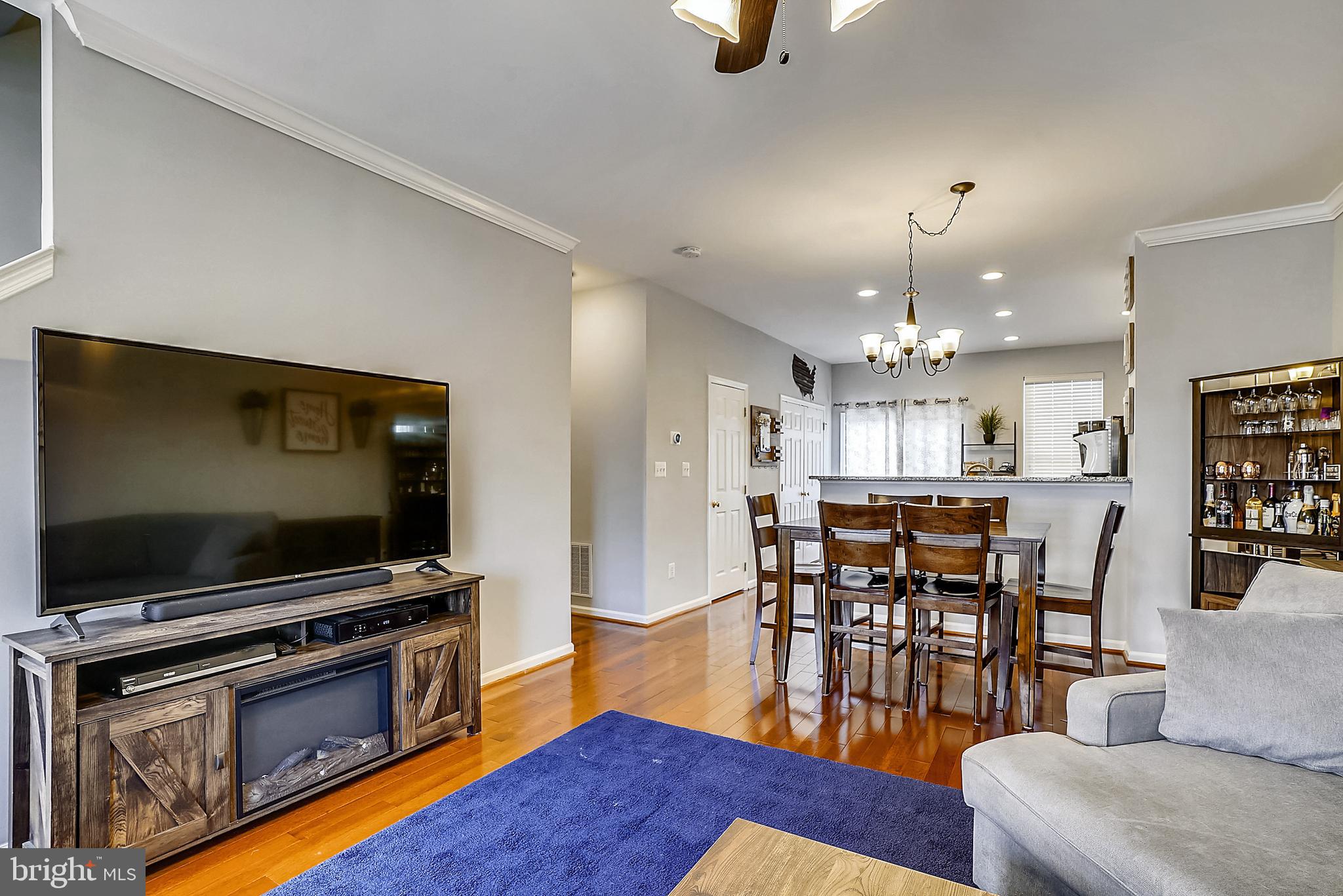 25309 Crossfield Drive Chantilly, VA 20152 - Photo 18 of 41