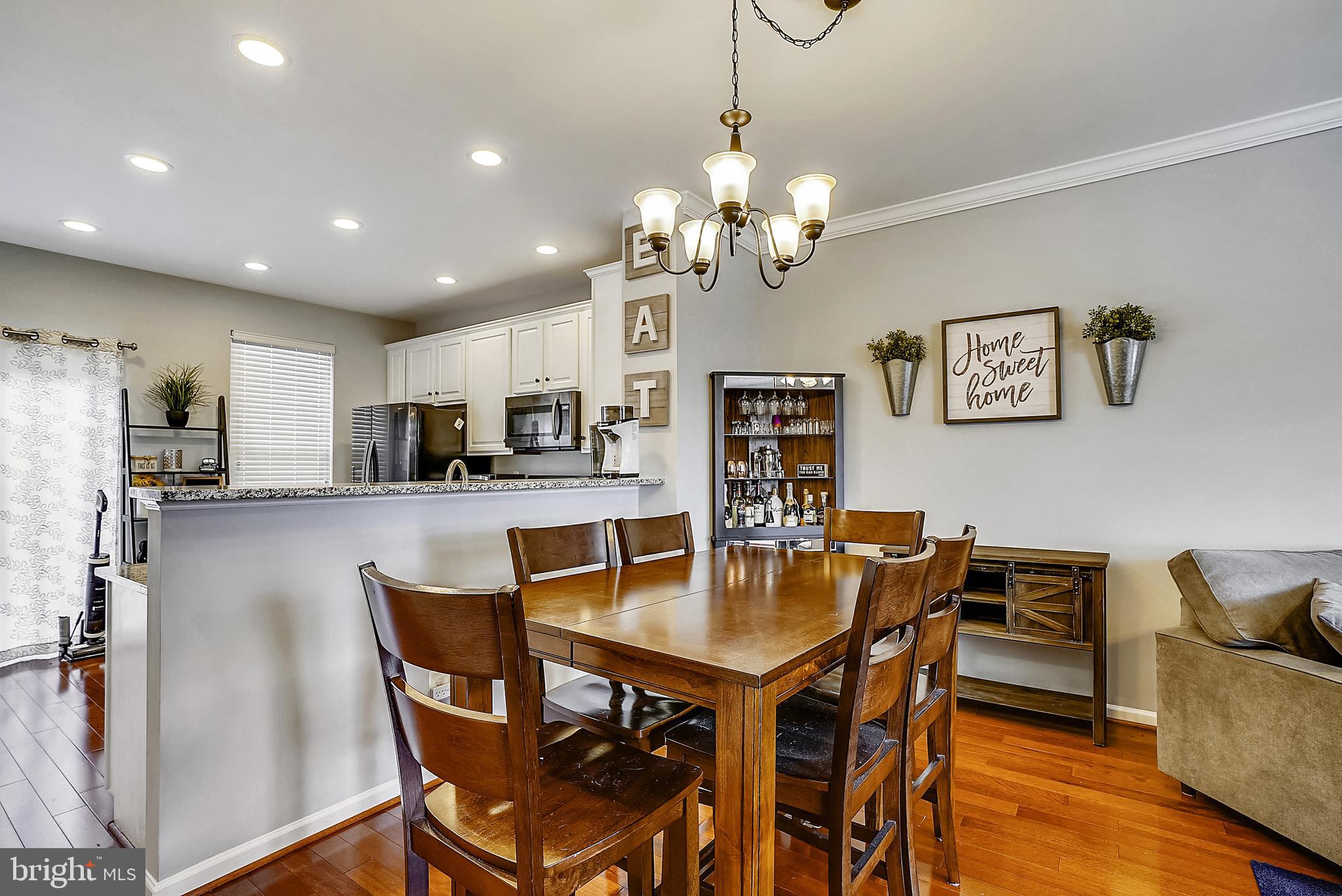 25309 Crossfield Drive Chantilly, VA 20152 - Photo 9 of 41