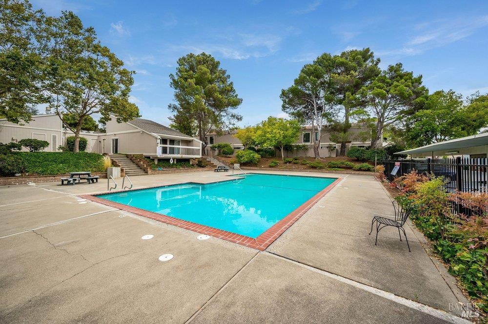 900 Southampton Road, Unit 11 Benicia, CA 94510 - Photo 28 of 36
