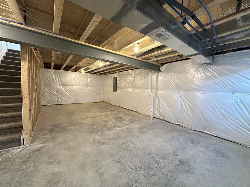 121 Marginal Road Hunker, PA 15639 - Photo 28 of 34 a view of a garage