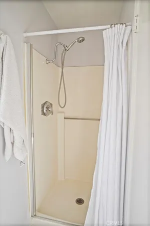 $459,000 | 18107 Erik Court, Unit 462, Canyon Country, CA 91387