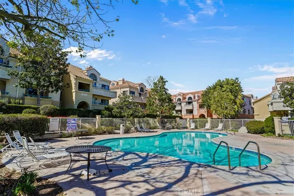 $459,000 | 18107 Erik Court, Unit 462, Canyon Country, CA 91387