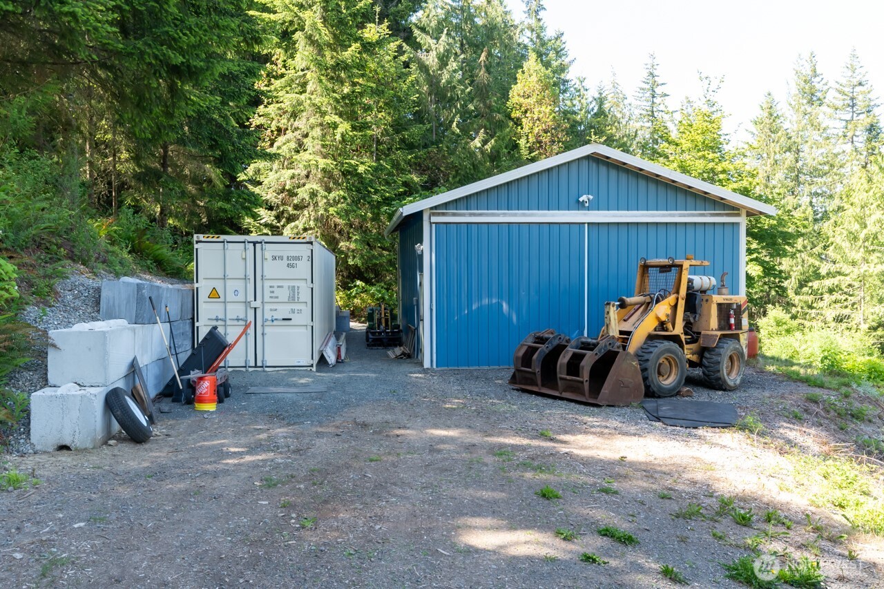 492 Walkabout Way Port Angeles, WA 98363 - Photo 39 of 40 a view of back yard of the house