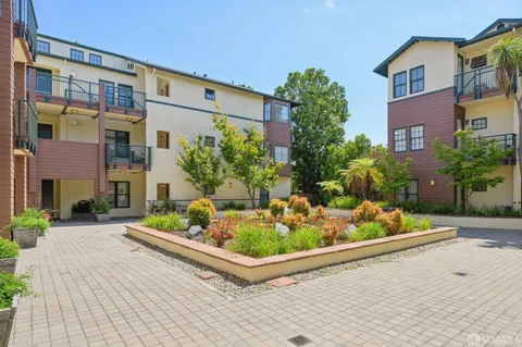 $7,000 | 435 Sheridan Avenue, Unit 201, Palo Alto, CA 94306