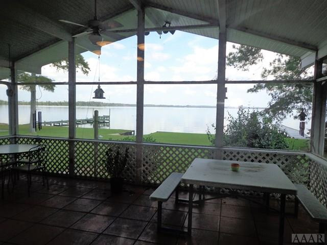 1004 Rivershore Road Elizabeth City, NC 27909 - Photo 17 of 19 Screened Porch