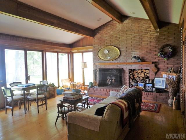 1004 Rivershore Road Elizabeth City, NC 27909 - Photo 4 of 19 Cozy Den with Beautiful View of the River