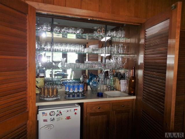1004 Rivershore Road Elizabeth City, NC 27909 - Photo 6 of 19 Wet Bar!