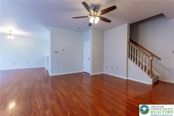 $479,900 | 8376 Scenic View Drive, Breinigsville, PA 18031