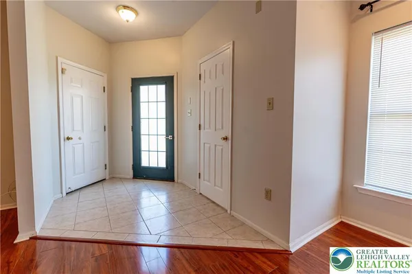 $479,900 | 8376 Scenic View Drive, Breinigsville, PA 18031