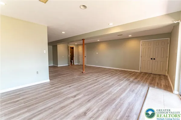 $479,900 | 8376 Scenic View Drive, Breinigsville, PA 18031