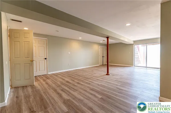$479,900 | 8376 Scenic View Drive, Breinigsville, PA 18031