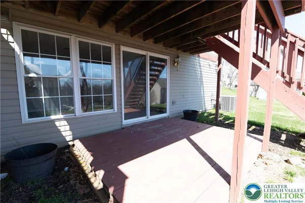 $479,900 | 8376 Scenic View Drive, Breinigsville, PA 18031