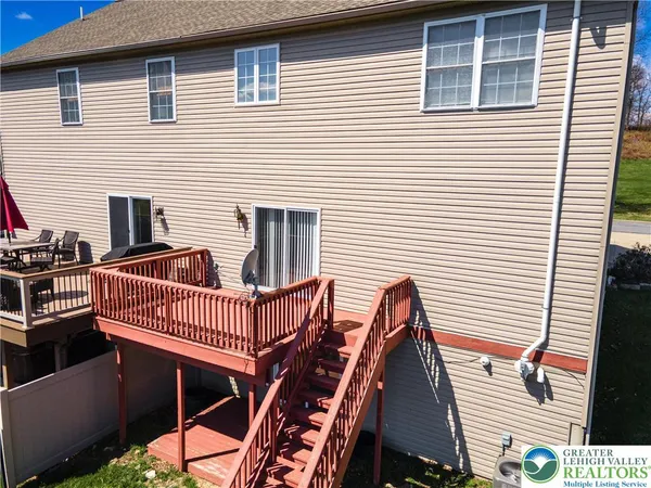 $479,900 | 8376 Scenic View Drive, Breinigsville, PA 18031