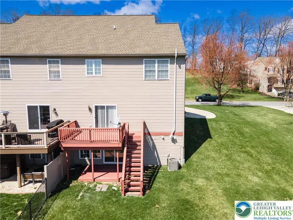 $479,900 | 8376 Scenic View Drive, Breinigsville, PA 18031