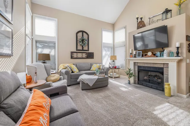 $424,900 | 9496 Dension Lane, New Haven, IN 46774