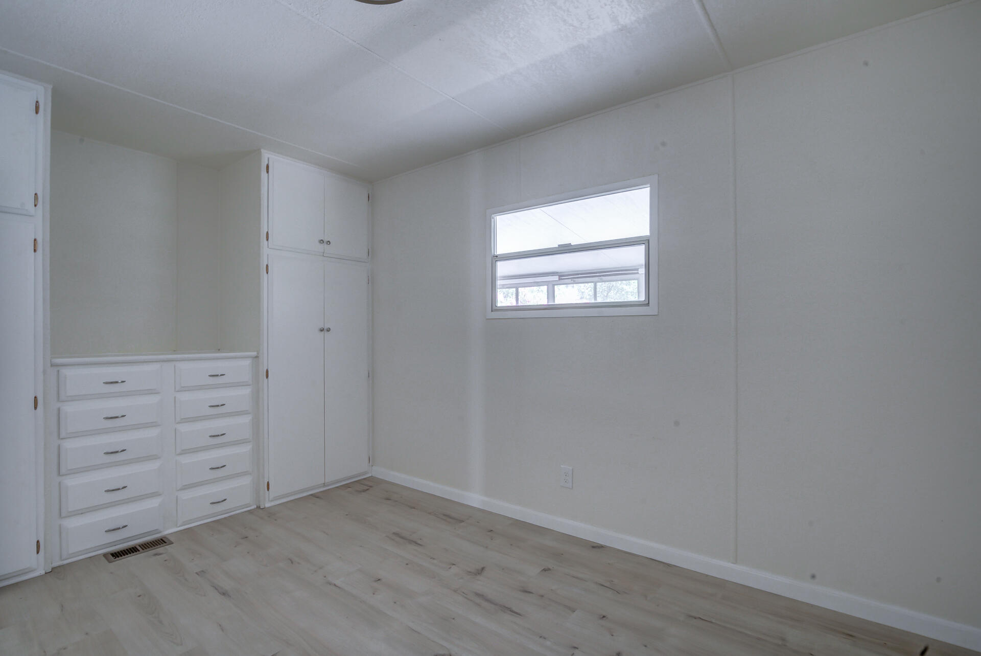 821 St Marks Street, Unit 1 Redding, CA 96003 - Photo 15 of 26 wooden floor in an empty room