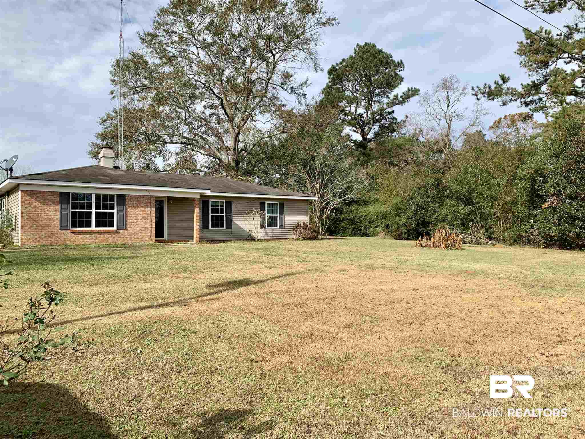 561 Denise Street Monroeville, AL 36460 - Photo 2 of 21