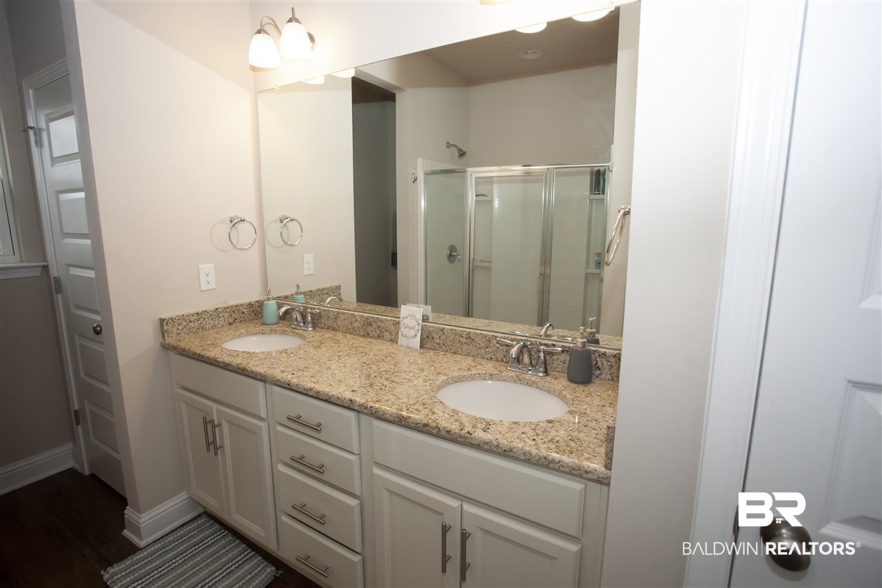 31172 C Thicket Way Daphne, AL 36527 - Photo 21 of 26 Master Bathroom