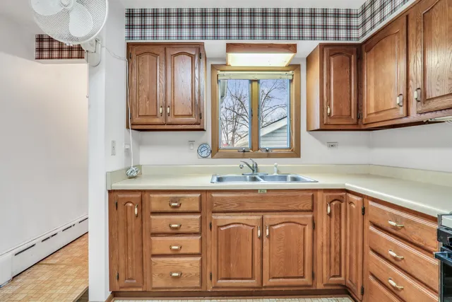 $250,000 | 41085 North 1st Street, Antioch, IL 60002