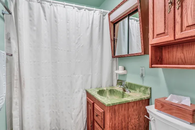 $250,000 | 41085 North 1st Street, Antioch, IL 60002