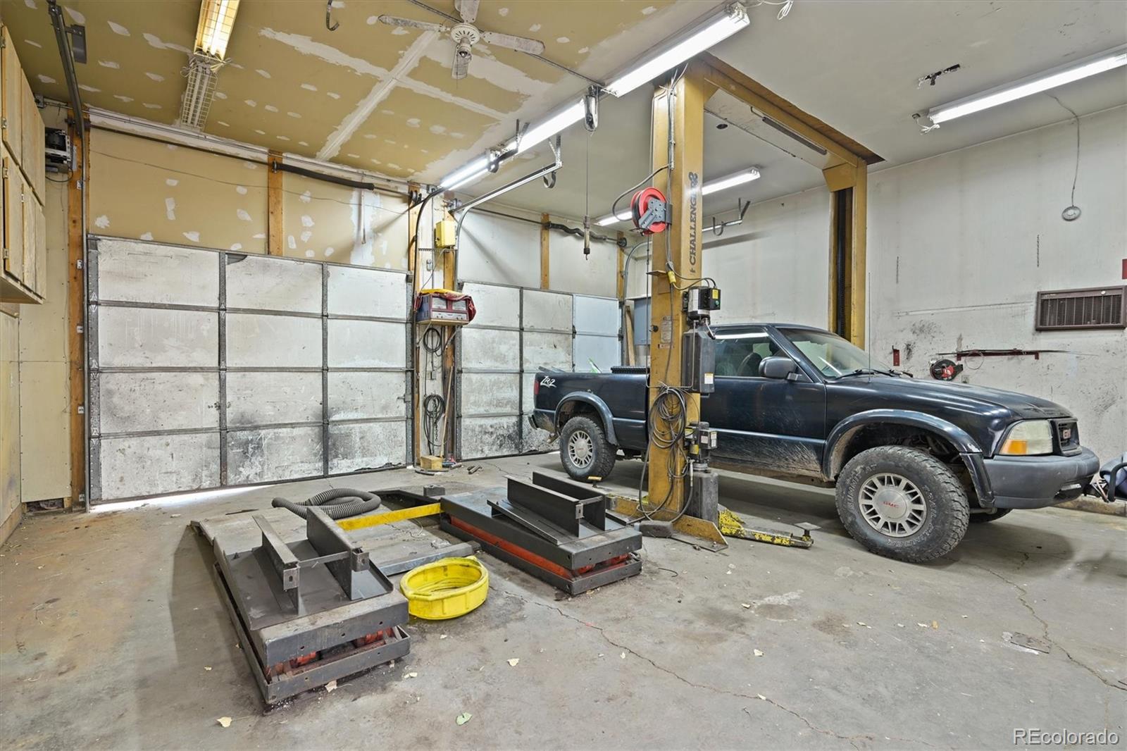 7977 Granada Road Denver, CO 80221 - Photo 24 of 46 Gallery Image 24