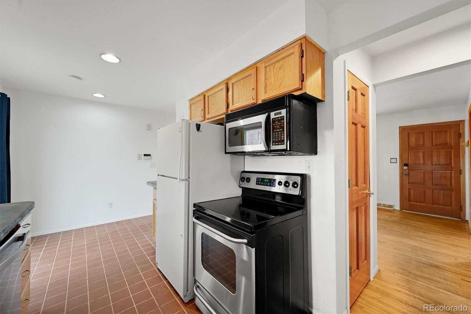 7977 Granada Road Denver, CO 80221 - Photo 8 of 46 Gallery Image 8