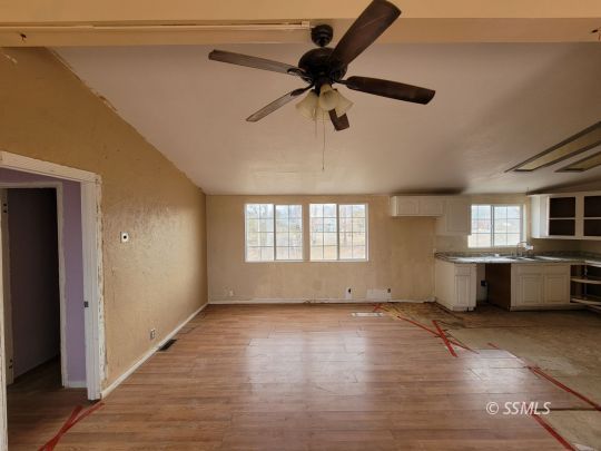 631 North Charles Street Ridgecrest, CA 93555 - Photo 7 of 20
