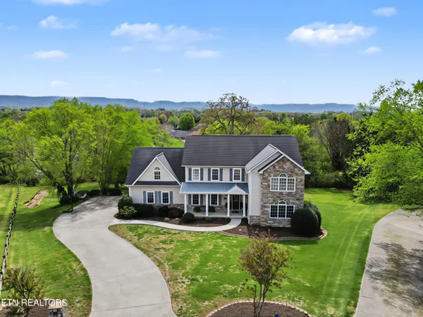 $950,000 | 1323 Stonehenge Drive, Maryville, TN 37803