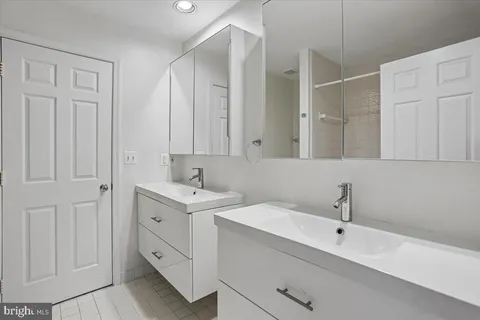 $1,480,000 | 6113 Goldtree Way, Bethesda, MD 20817