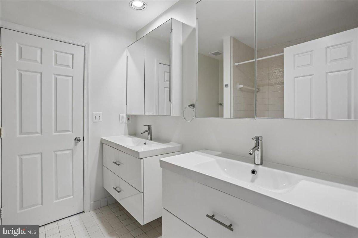6113 Goldtree Way Bethesda, MD 20817 - Photo 48 of 75