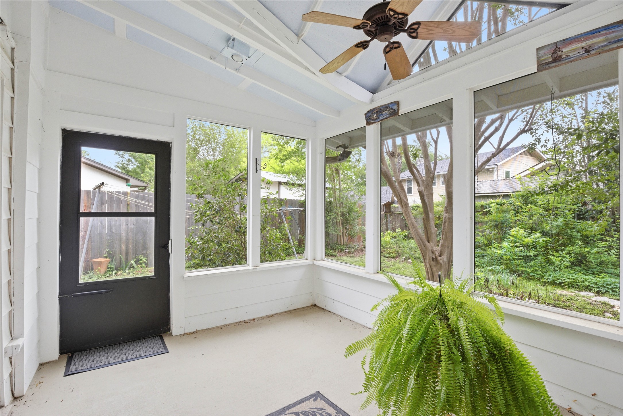 2902 Dover Place Austin, TX 78757 - Photo 11 of 12