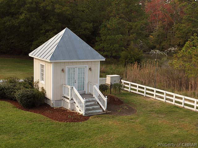 197 Capt Genes Road Port Haywood, VA 23138 - Photo 25 of 29