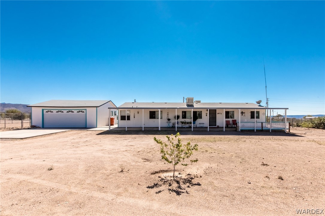 2872 McConnico Road Golden Valley, AZ 86413 - Photo 1 of 47 Front View