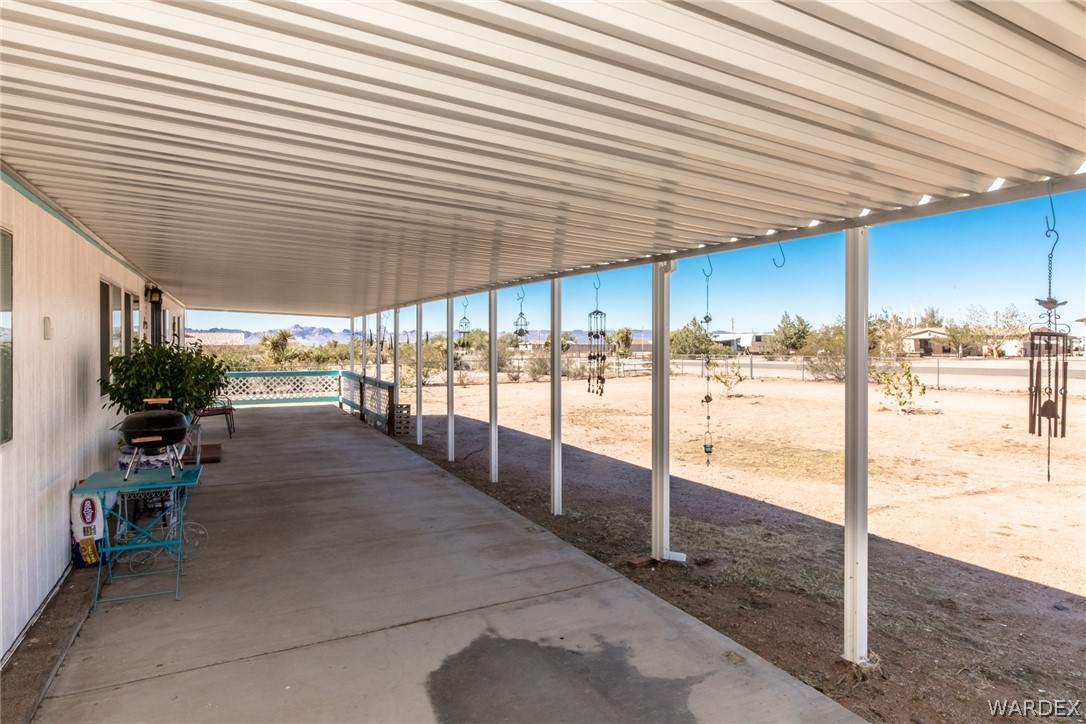 2872 McConnico Road Golden Valley, AZ 86413 - Photo 12 of 47 Front Covered Patio.