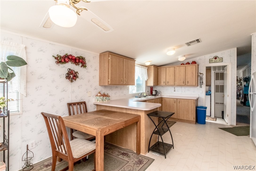 2872 McConnico Road Golden Valley, AZ 86413 - Photo 22 of 47 Kitchen.
