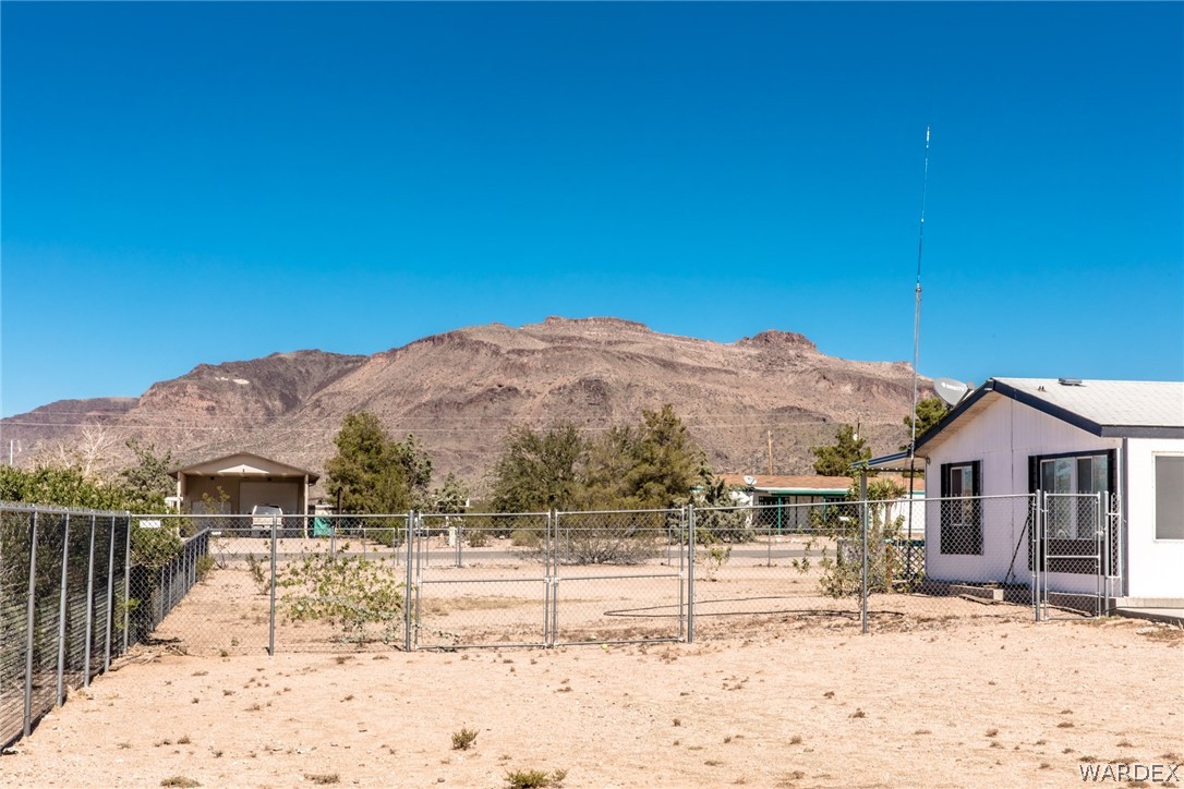 2872 McConnico Road Golden Valley, AZ 86413 - Photo 36 of 47 Right Gated Entrance