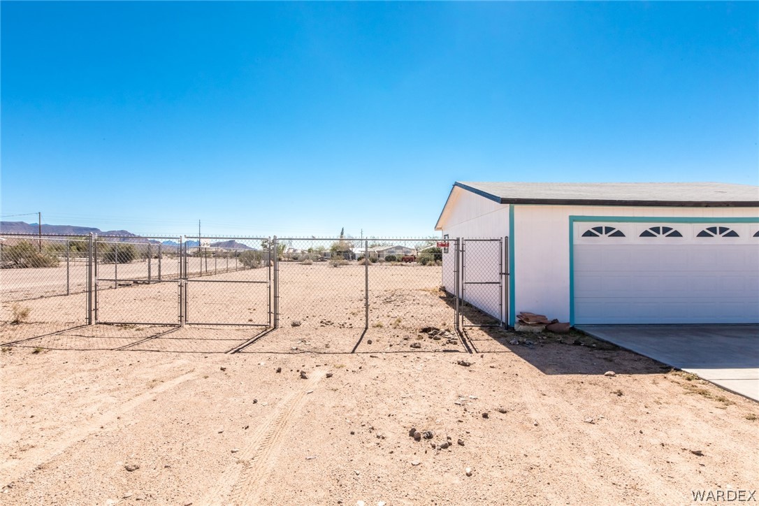 2872 McConnico Road Golden Valley, AZ 86413 - Photo 6 of 47 Gated Side Entrance.