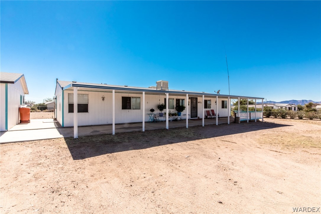 2872 McConnico Road Golden Valley, AZ 86413 - Photo 7 of 47 Left Front View