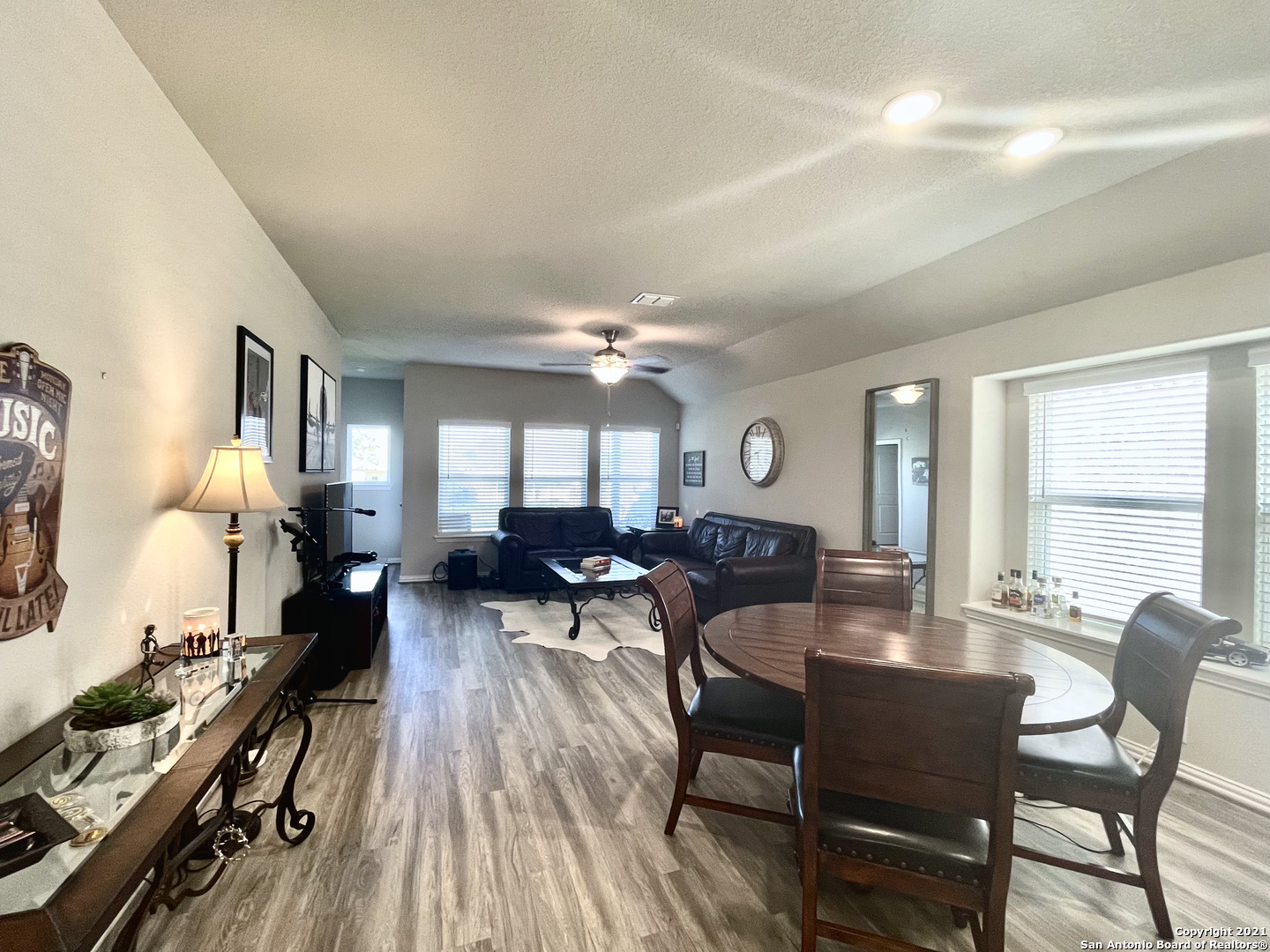 1212 Loma Ranch New Braunfels, TX 78132 - Photo 13 of 24